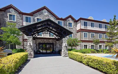 Staybridge Suites Fairfield Napa Valley Area by IHG