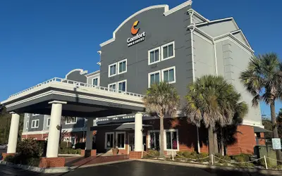Comfort Inn & Suites North Charleston - Northwoods