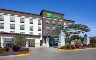 Holiday Inn Quincy East by IHG