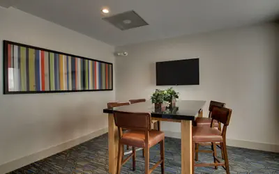 Holiday Inn Express & Suites Morris by IHG