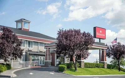 Ramada by Wyndham Moses Lake