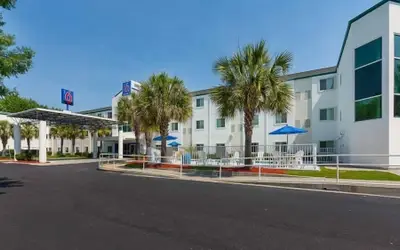 Motel 6 Columbia, SC - Fort Jackson Area