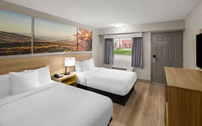 Days Inn by Wyndham Charleston WV