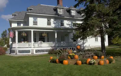 Omni Bretton Arms Inn at Mount Washington