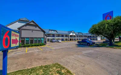 Motel 6 Fort Worth, TX - White Settlement