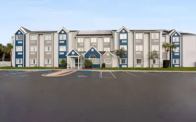 Microtel Inn & Suites by Wyndham Zephyrhills