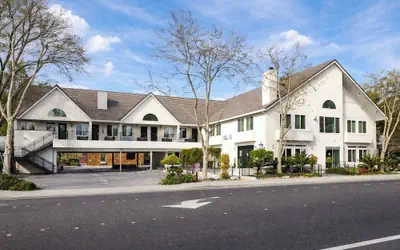 Aggie Inn, an Ascend Collection Hotel