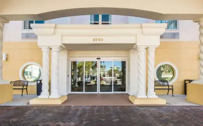 Comfort Inn & Suites Jupiter I-95