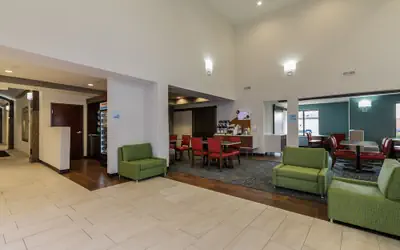 Holiday Inn Express Hotel & Suites South Bend by IHG