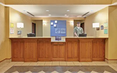 Holiday Inn Express Hotel & Suites Paragould by IHG