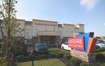 Home Inn and Suites