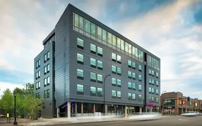 MOXY Minneapolis Uptown