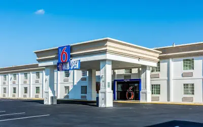 Motel 6 Petersburg, VA - Fort Lee