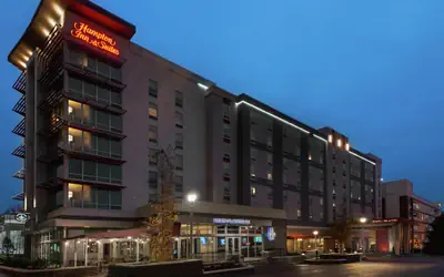 Hampton Inn & Suites Atlanta Buckhead Place
