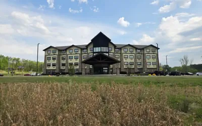 Comfort Inn and Suites Near Lake Guntersville