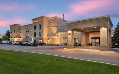 Hampton Inn Fairmont