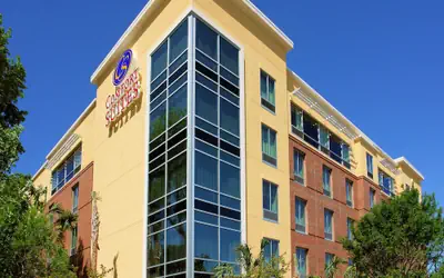 Comfort Suites Charleston West Ashley