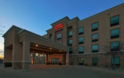 Hampton Inn & Suites St. Cloud, MN