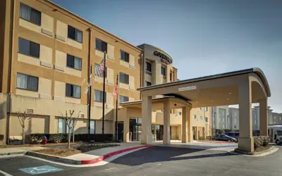 Courtyard by Marriott Atlanta Airport West