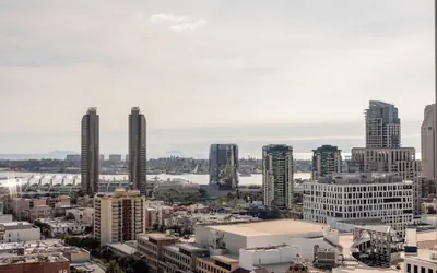 Alma San Diego Downtown, a Tribute Portfolio Hotel