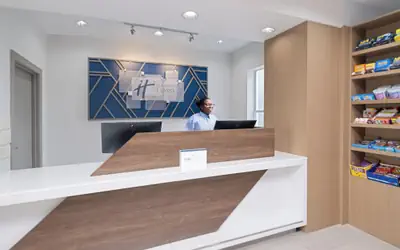 Holiday Inn Express & Suites Lakeland North - I-4 by IHG