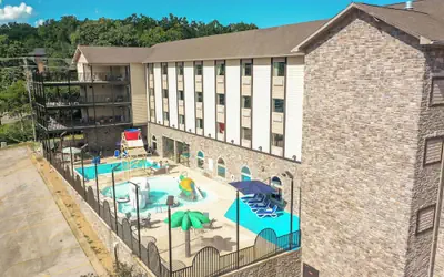 The Branson Waterpark Hotel