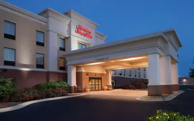 Hampton Inn & Suites Chicago/St. Charles