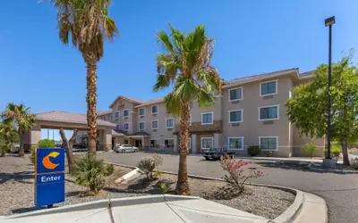 Comfort Inn & Suites Yuma I-8