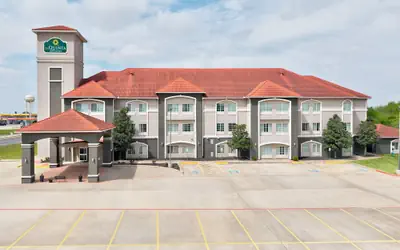 La Quinta Inn & Suites by Wyndham Fairfield TX