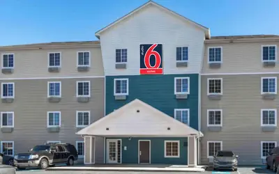 Studio 6 Extended Stay Shreveport Airport LA