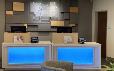 Holiday Inn Express & Suites Junction by IHG