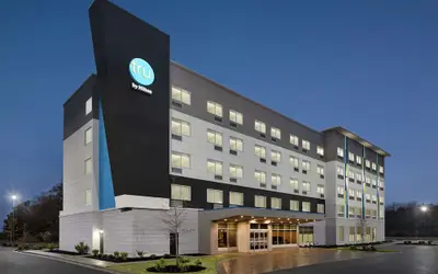 Tru by Hilton Greenville Woodruff Road