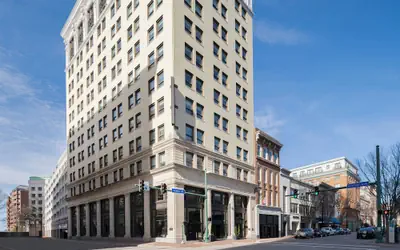 Glass Light Hotel & Gallery, Autograph Collection