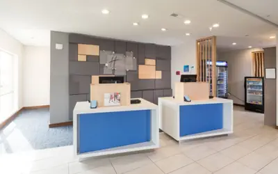 Holiday Inn Express & Suites Michigan City by IHG