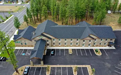 GrandStay Hotel & Suites