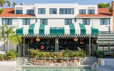 Lafayette Hotel & Club