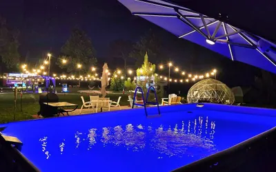 Cozy Rv + Pool -25 min away from Disney-