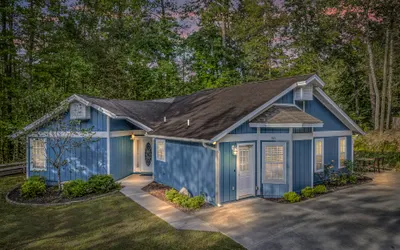 Cozy Chalet Retreat in the Heart of Gatlinburg!