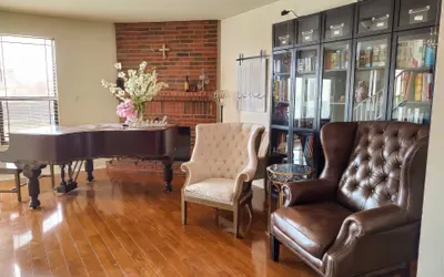 Hill Country Beauty in Red | Beautiful Large Home! Very Spacious!