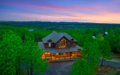 Best VIEWS in Hochatown + Pool Table  + 2 Decks + 4 King Bedrooms + Bunk Loft
