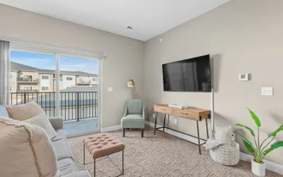 Attached Garage | Onsite Gym | Fast Wifi