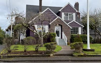 Historic 5-Star Beach Home with Hot Tub
