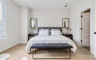 The Johnny & June • Mid-Century Modern Townhome • 3 Bedrooms w/ Private Baths