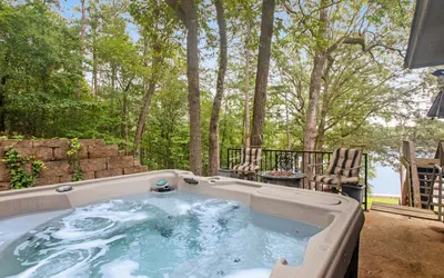 Silverwood: 5BR Lake+Hot Tub