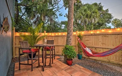Dog Friendly Home by Flagler Avenue! Fenced Yard and Garage! Walk to the Beach!
