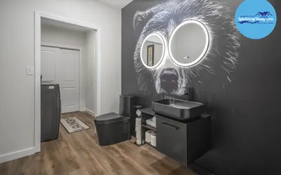Bolton Bear House|Dock Slip|Hot Tub|12 Beds|Pet Friendly|