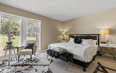 Pinehurst Golf, Weddings, Seminars with Hallmark Ambiance