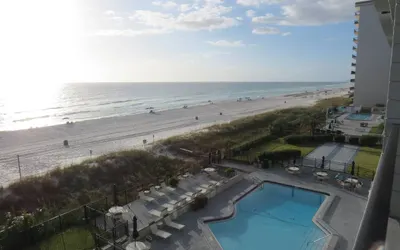 Atmospheric Experience | Beautiful Beachfront View