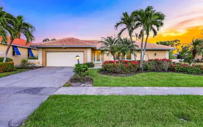 Beachside Retreat—Pool, Hot Tub & Fire Pit