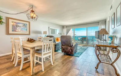 C303 | Beachfront with Beach Service, Pool, & WiFi